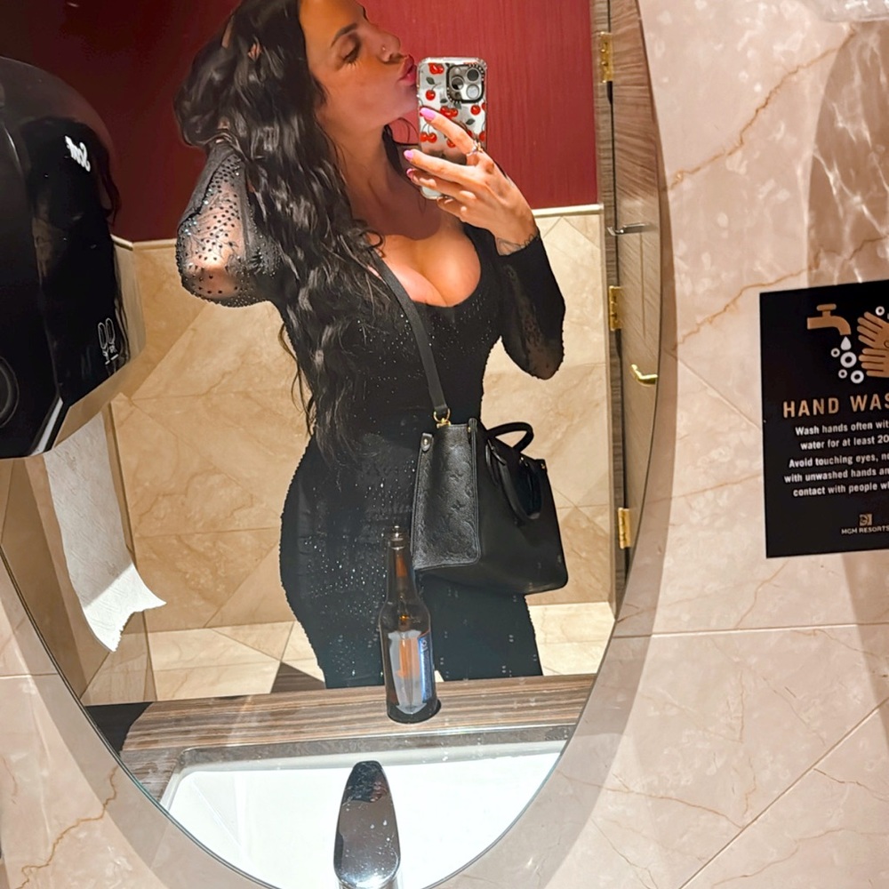 Meet your Posher, Jeena